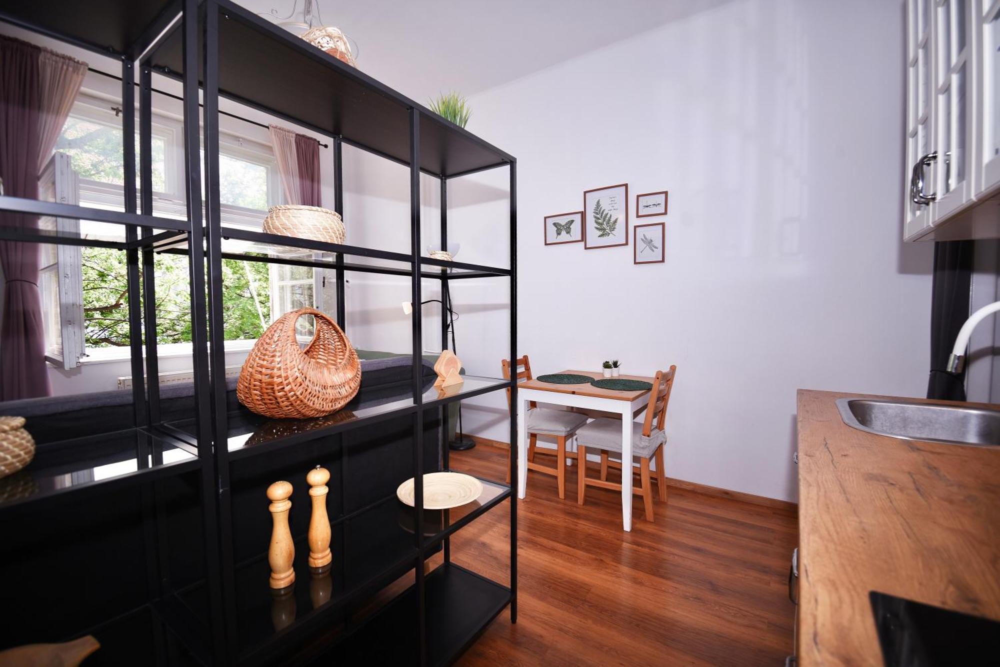 Central Urban Studio - Style Meets Comfort Bratislava Eksteriør bilde